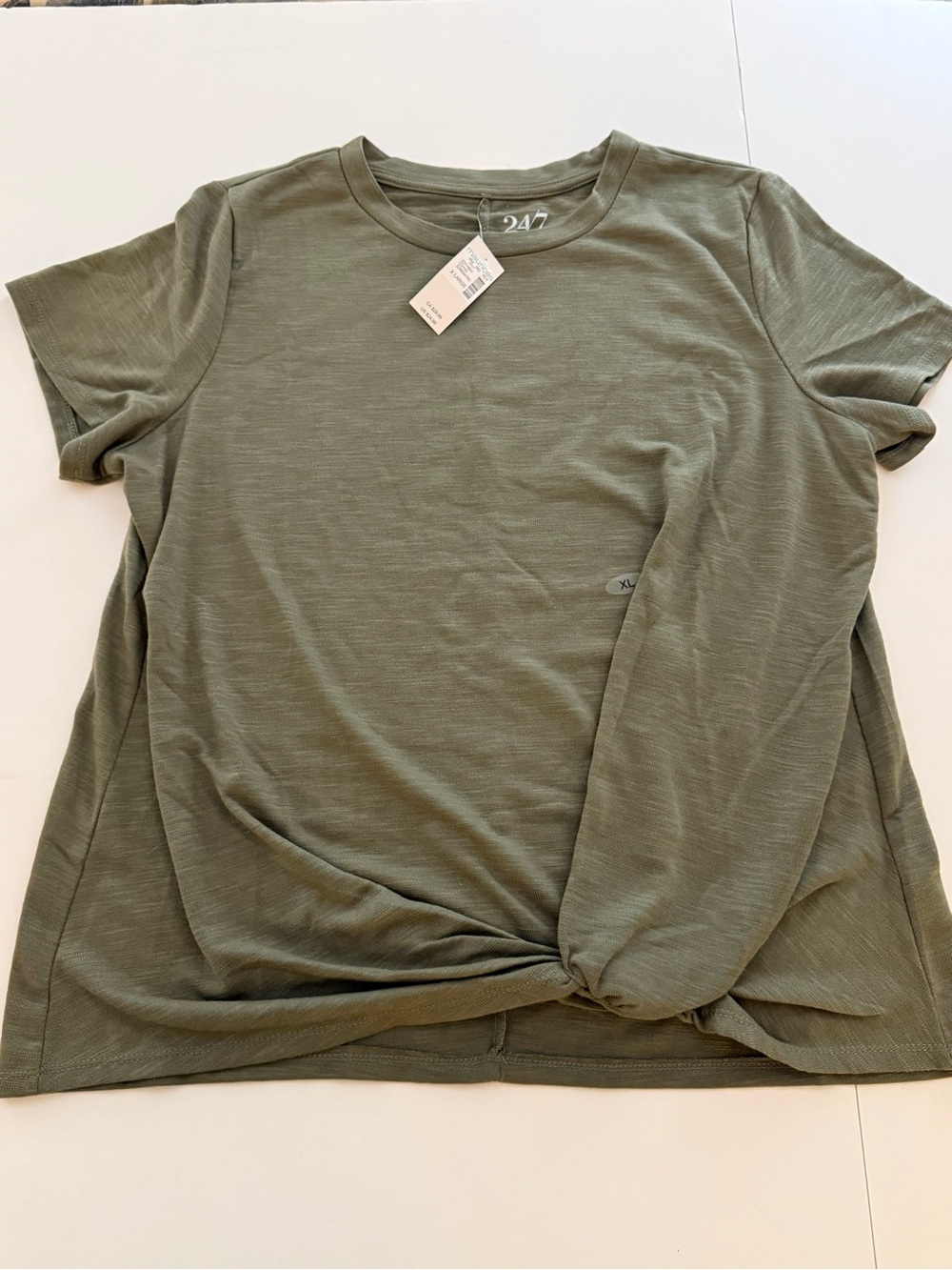 24/7 by Maurices Olive Green Short Sleeve Crewneck Tee